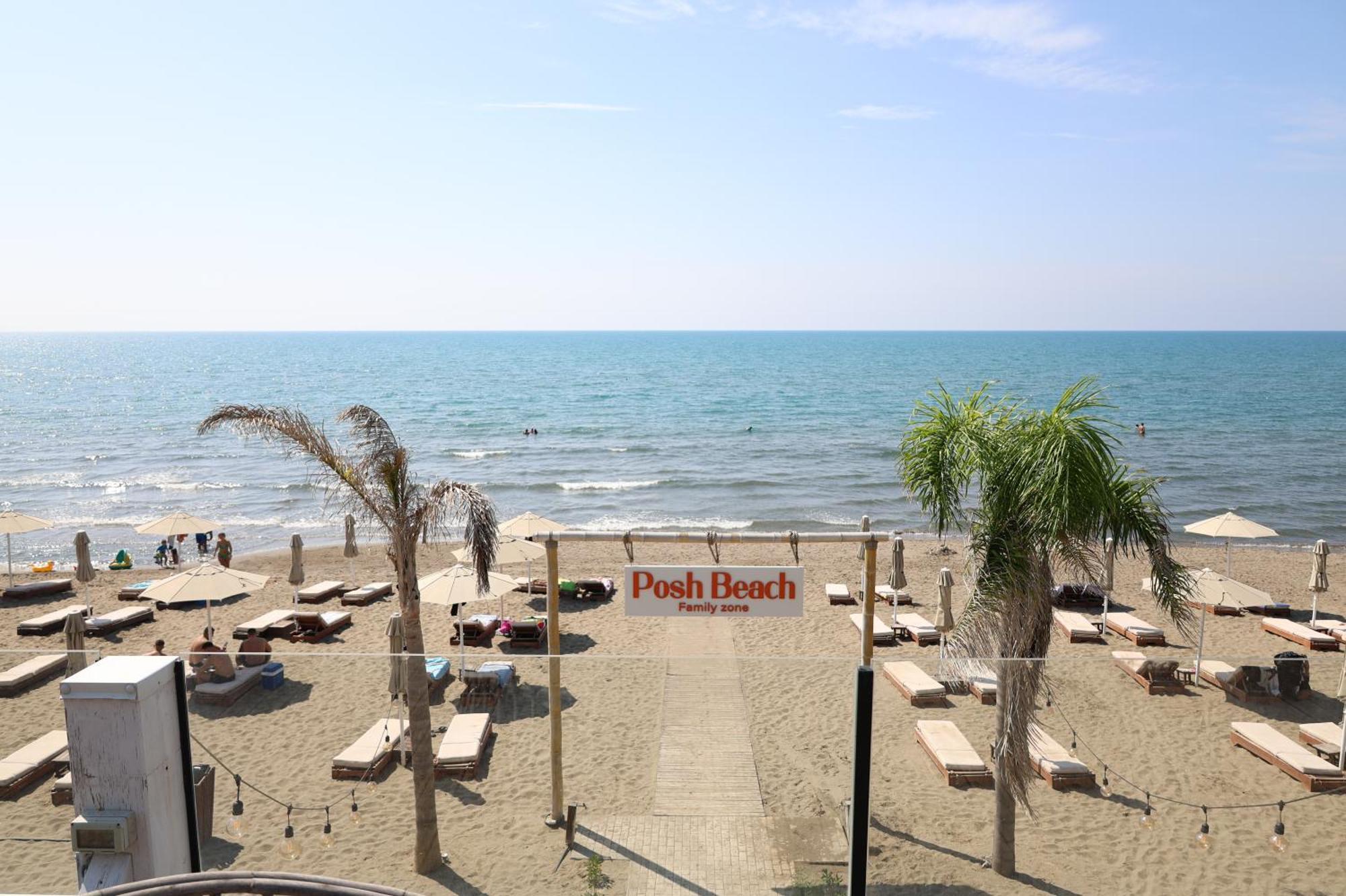 Posh Villa 1 Кавая Екстериор снимка